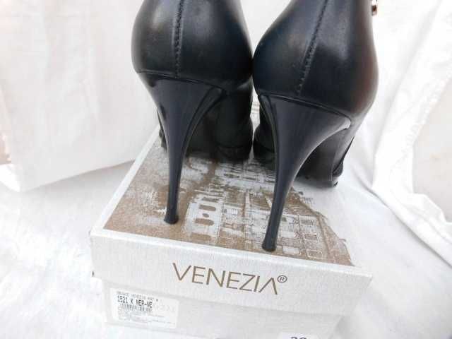 Venezia granatowe skórzane lakierki szpilki szpic 38