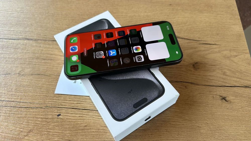 Vendo iPhone 15 Pro 128Gb Livre Preto Fatura Garantia
