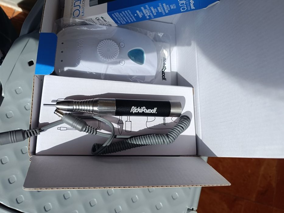 Vendo Set Manicure Ricki Parodi Digital Pro Mini Ultra , NOVO.