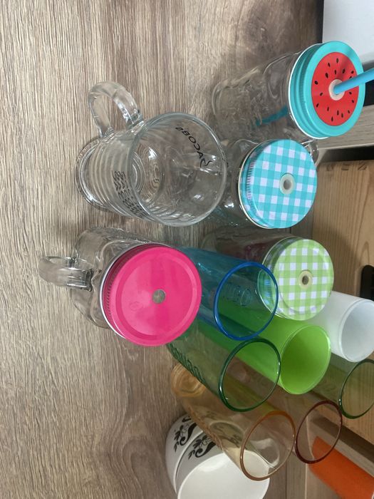 Oddam za darmo szklanki kubki