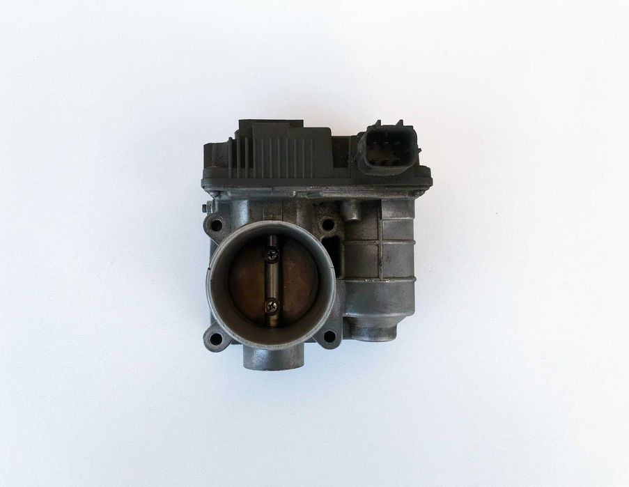 Дросельна заслонка Nissan Almera N16 - 1.5 / Nissan Primera P12 - 1.6
