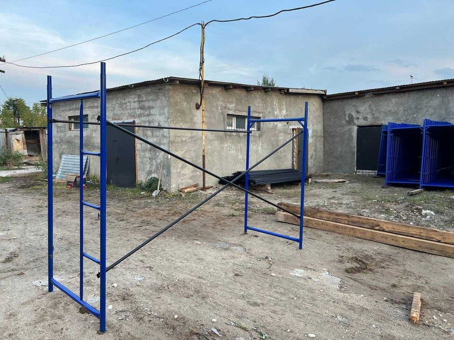 Конструкція лісів будівельних, будівельні риштування виробники