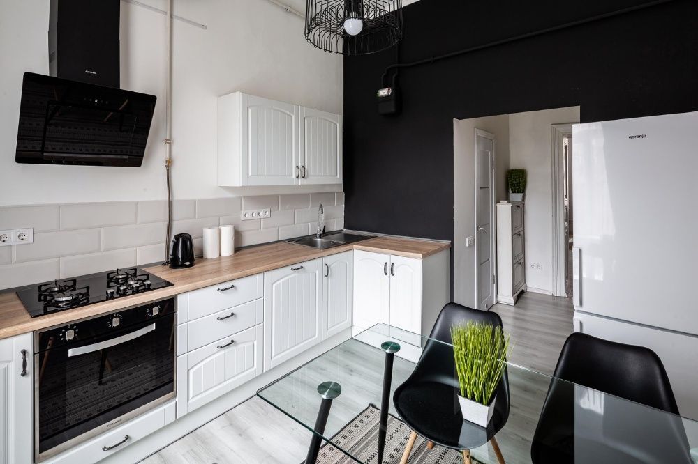 вул. Мартовича 3/Оренда Подобово дворівневі апартаменти/для 6 осіб