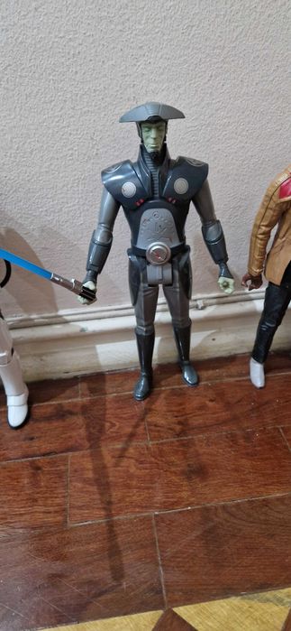 Conjunto de figuras Star Wars e Marvel