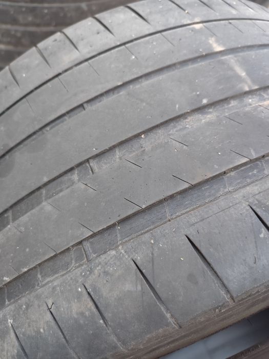 Pneus 295/35r21 Michelin Pilot Sport 4S ocasião