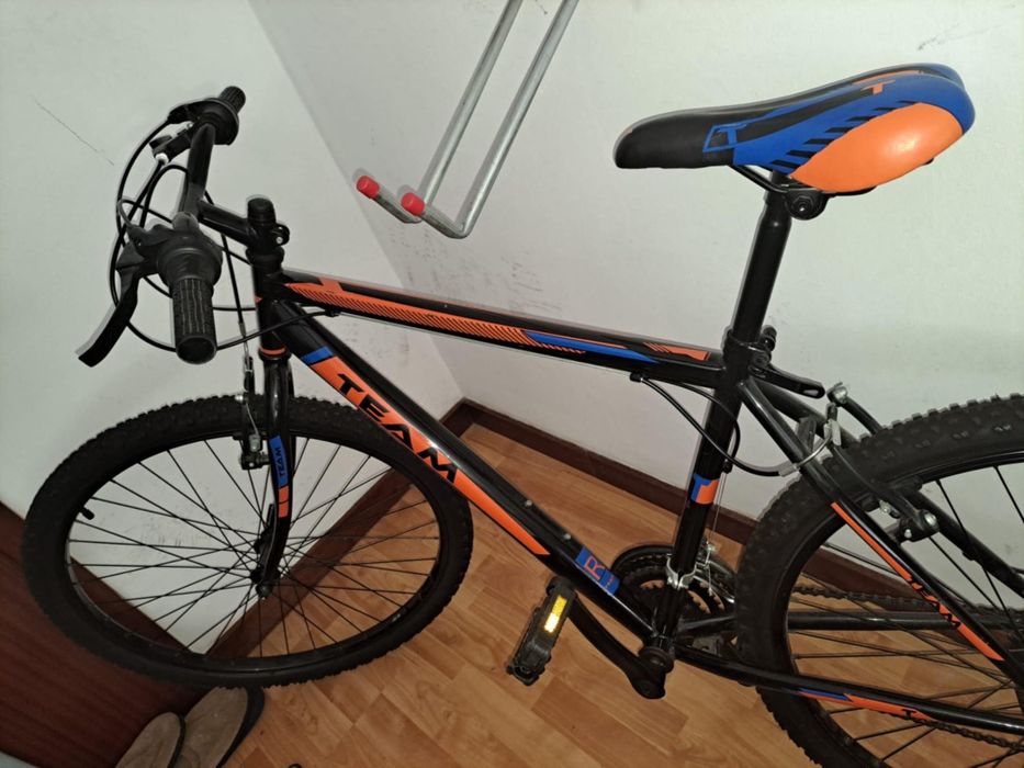 Vende se boa televisao