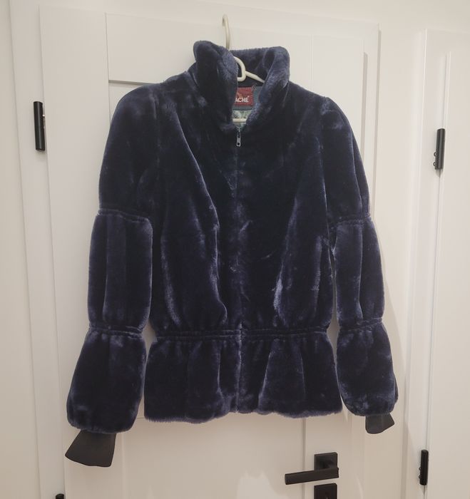 Granatowe futerko Jordache