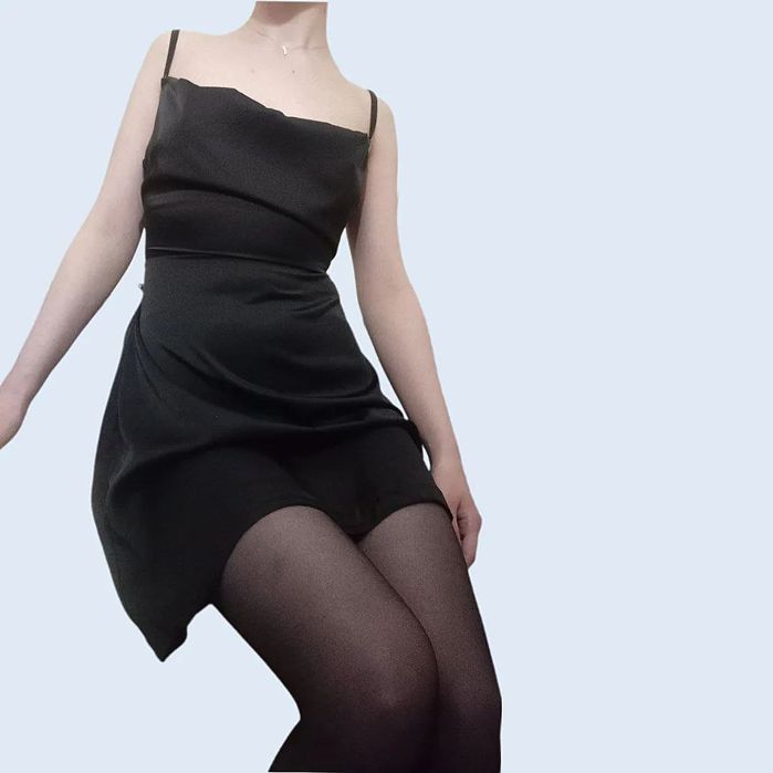 Шёлковое атласное платье на завязках, чёрное, вечернее, моделирующее