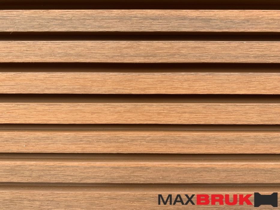 Deska elewacyjna 3D 2,8m lamele powłoka polimerowa