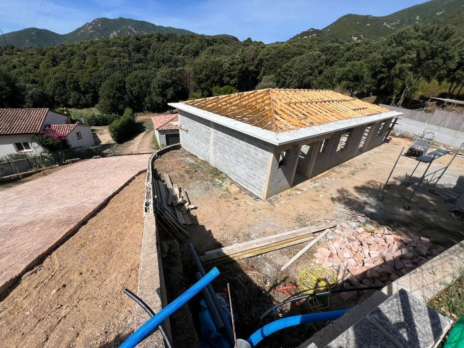 Trolha em comtruçao e remodelaçao a max de 30 anos