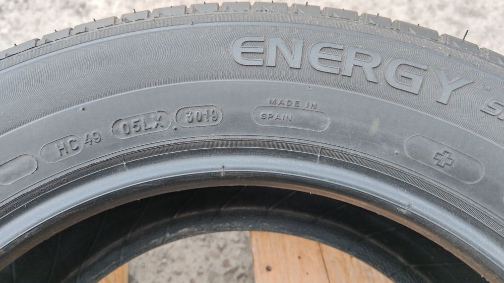 Шини Michelin 215/60 R16
