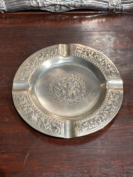 Cinzeiro Prata Persa Contrastada 750    12,5 cm