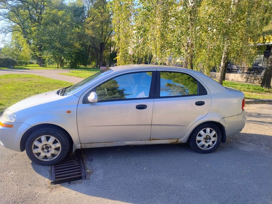 Шевроле авео, Т200