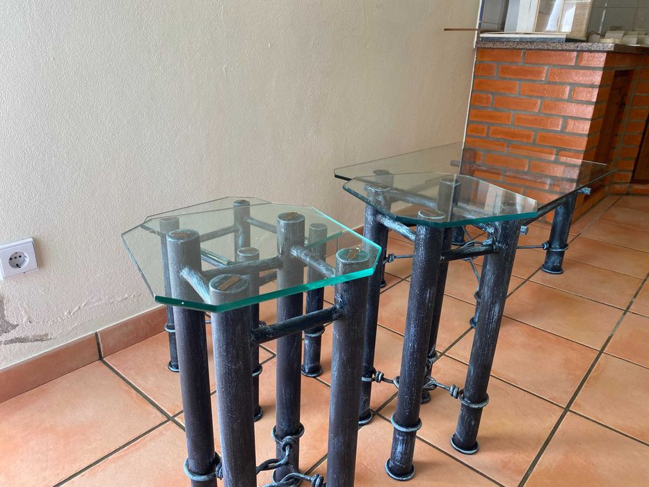 Mesas de Ferro com tampo de vidro