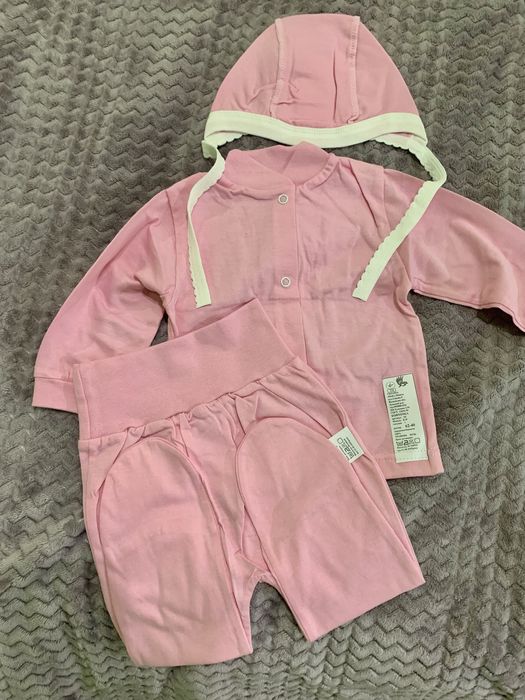 Одяг для немовлят