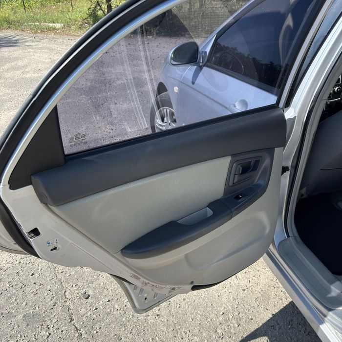 Kia Cerato 1 2005