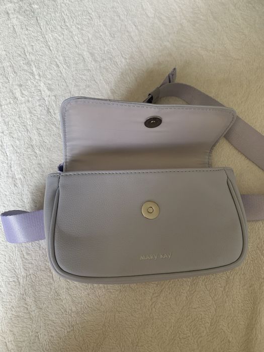 Сіра барсетка MERY KAY