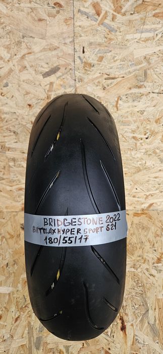 Bridgestone 200/55/17 та інші