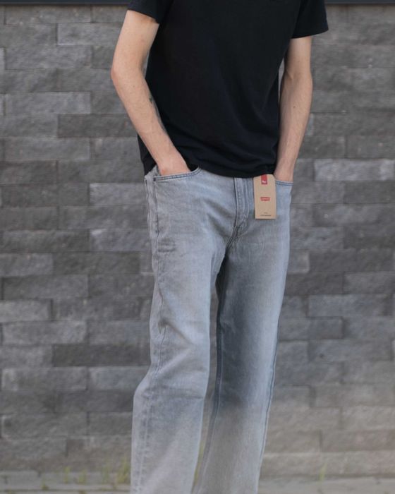Мужские джинсы Levi's 565 Loose Straight Lightweight Denim A7221-0065 серые оригинал