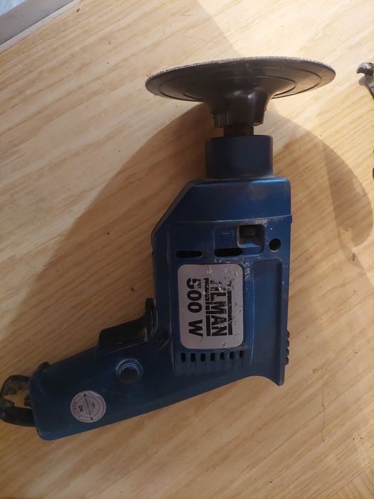 Berbequim Tilman TM 500 e Berbequim B&D.