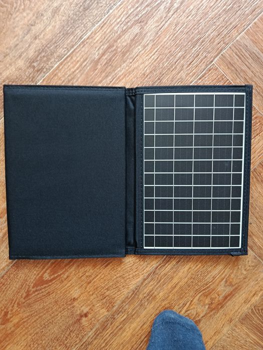 120W. Портативна сонячна панель.