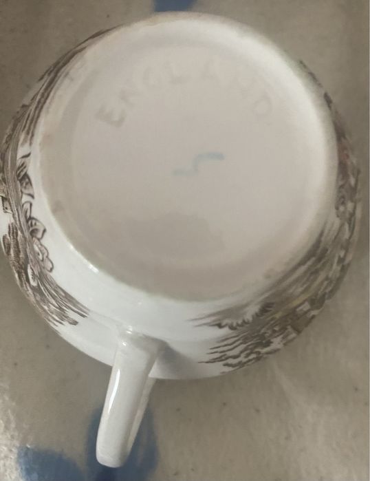 Conjunto chá vintage  made In England,bule ,leiteira e chávena