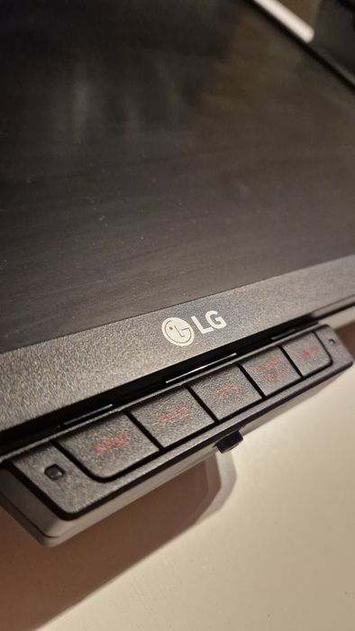 Monitor Gaming LG