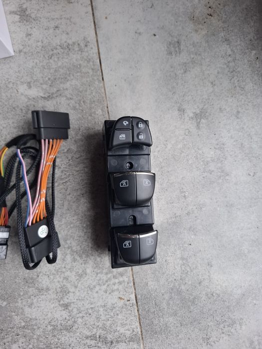 Przełącznik szyb samochodowych  do nissana