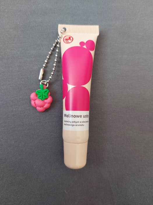 balsam do ust Rossmann z breloczkiem malina Malinowe usta