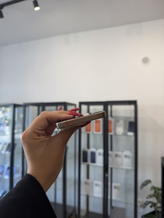 Telefon iPhone 16 PRO 256GB Złoty Apple Gwarancja ITrade