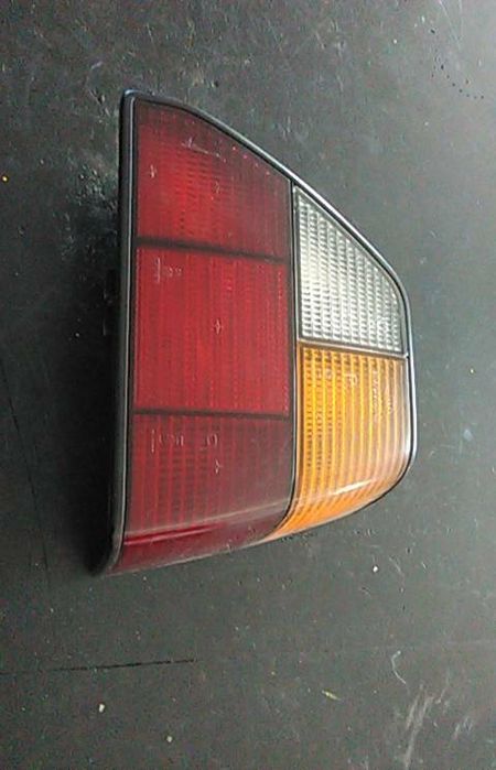 Farolim direito VOLKSWAGEN Golf II (19E, 1G1)