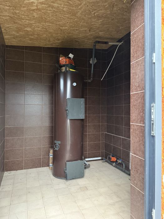 Продається будинок в м.Звенигородка у районі 5 школи