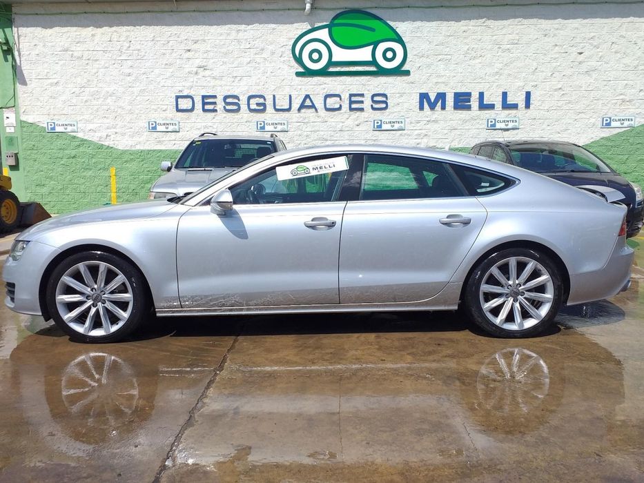 Chapeleira Da Mala Audi A7