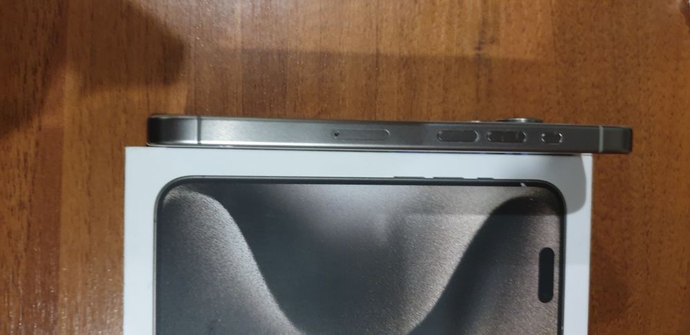 Iphone 15 pro , 128 gb, не включається, iphone