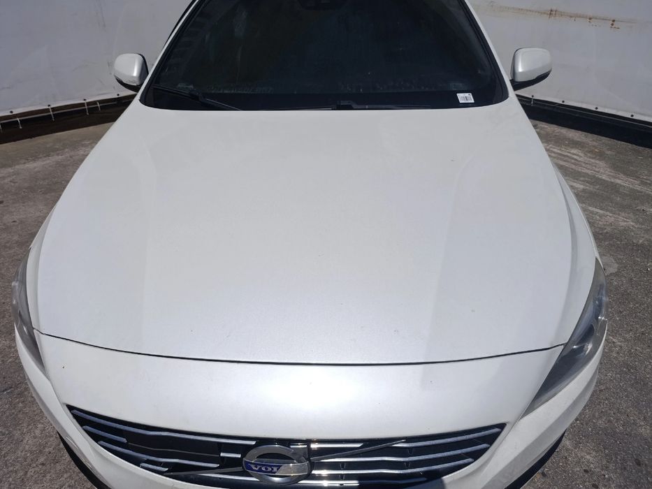 Frente completa VOLVO V60 I Van (155)