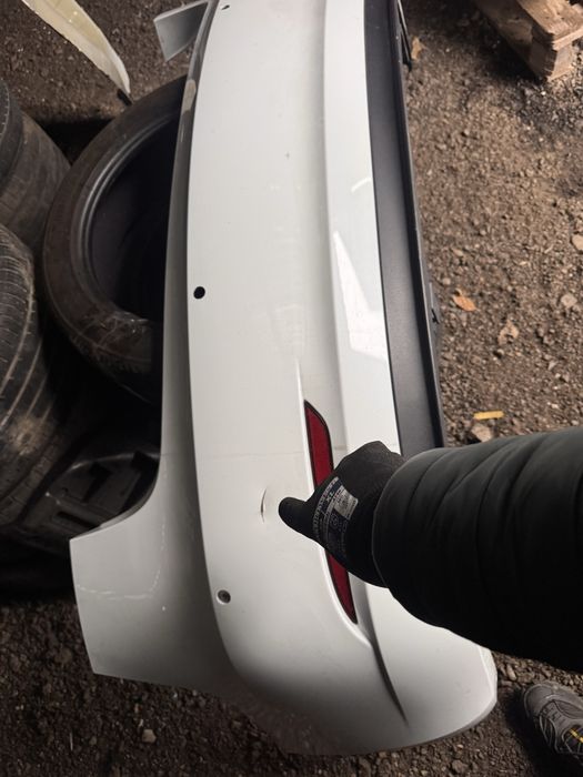 Бампер задній Tesla Model 3 білий