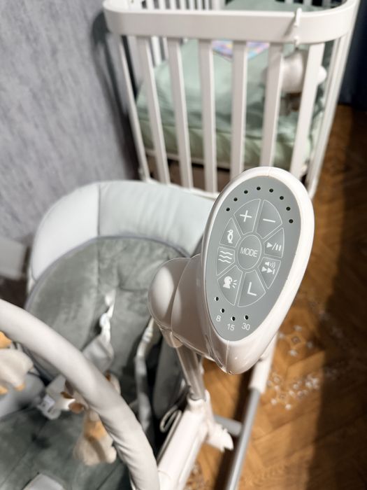 Стільчик-качалка CARRELLO Cascata Ash Grey