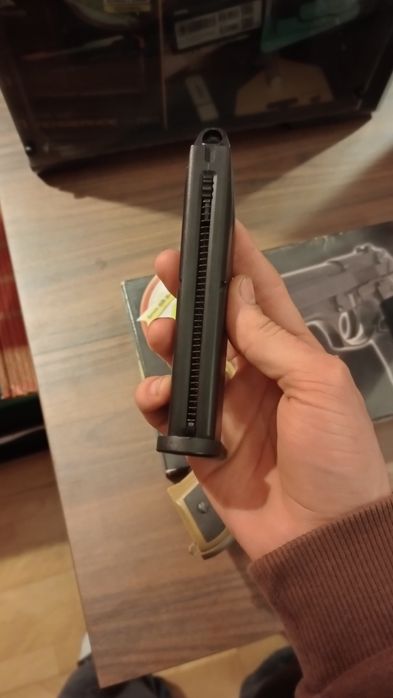 Airsoft Beretta M9 ABS 300fps