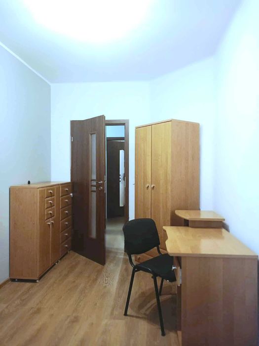 Wynajmę 3-pokojowe Mieszkanie studentom ul.Żiżki 8 + Garaż! BLISKO KORTOWA! - Więcej