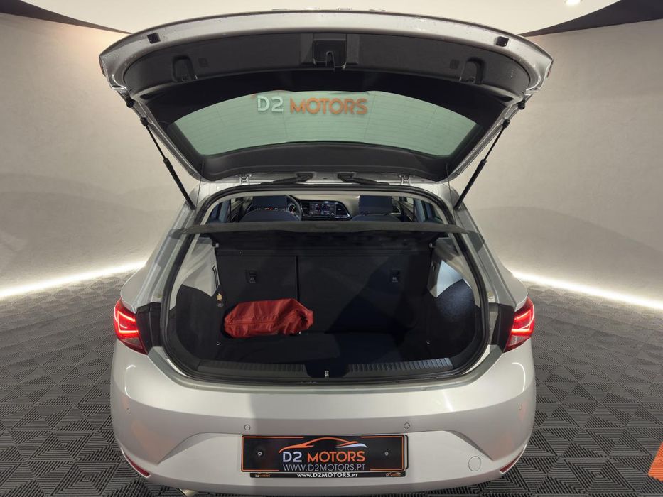 SEAT Leon 1.6 TDI Style by Sport