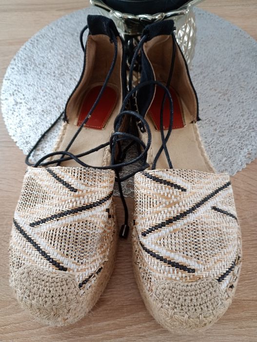 Damskie espadryle
