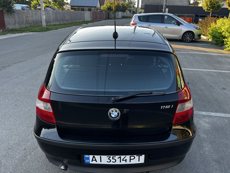 Продам BMW 1 series