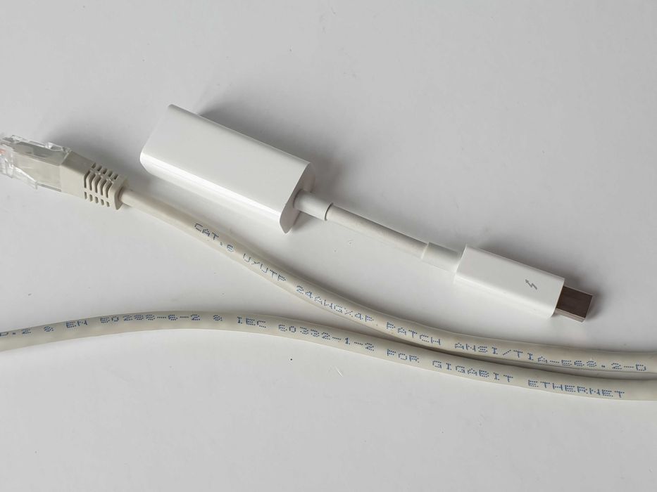 Apple Thunderbolt to Gigabit Ethernet  A1433 MD463ZM/A +кабель CAT6 3м
