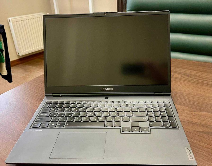 Legion 5-15ARH05H RTX™ 2060 6GB / 16 GB DDR4-3200