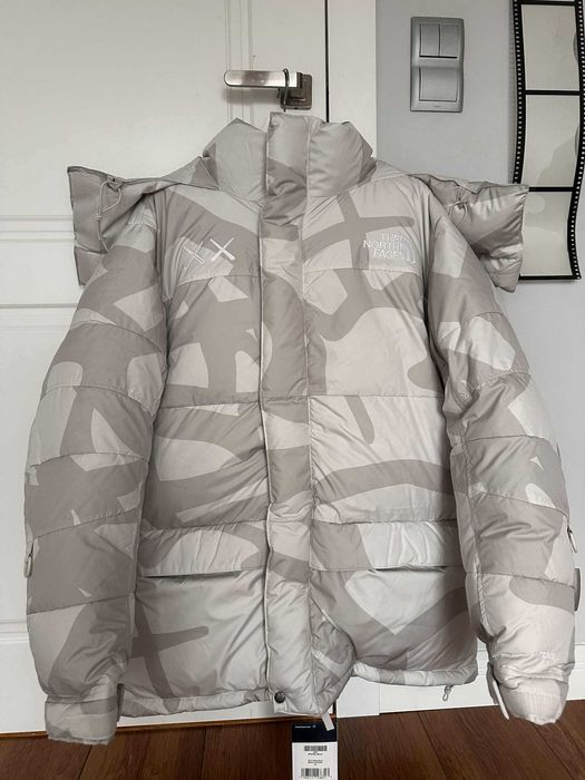 Kurtka Zimowa KAWS x The North Face 1994 Himalayan Parka Ivory r. M