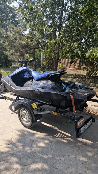 Sea Doo Spark Trixx 3up 22r.