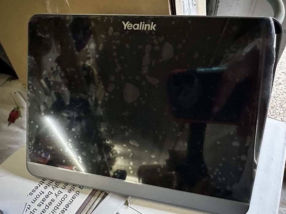 Сенсорна панель для відеоконференцій Yealink CTP18