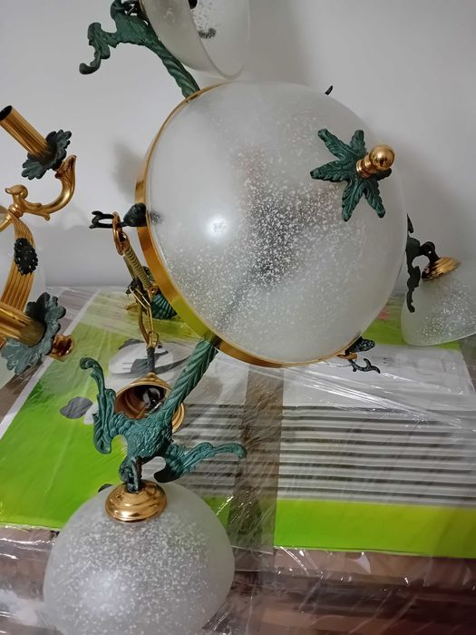 Candeeiros de teto em latão fundido e vidro de alabastro