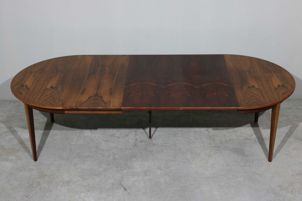 Mesa de jantar Omann Jun Modelo 55 em pau santo | Danish Design