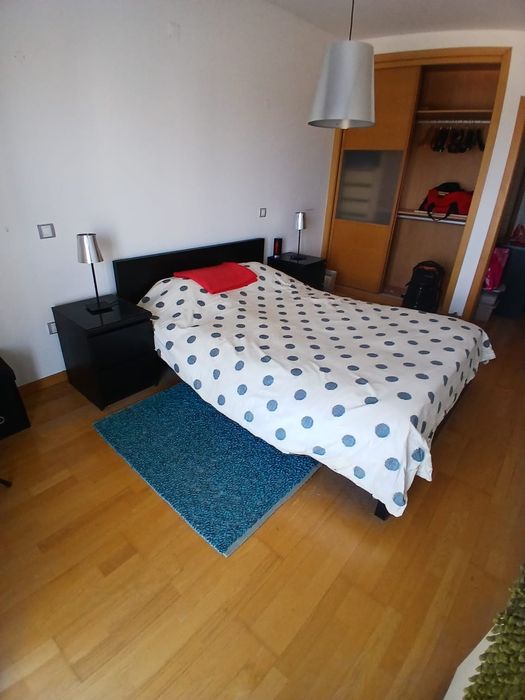 Mobilia de quarto de casal marca IKEA